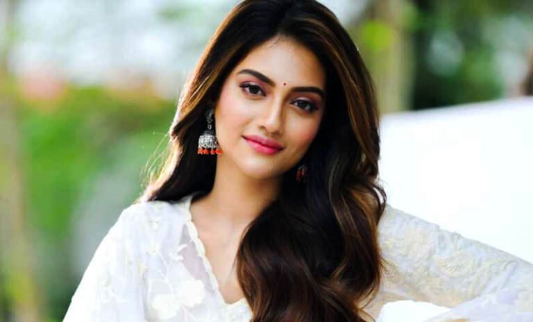 এ মাসেই মা হচ্ছেন নুসরাত
