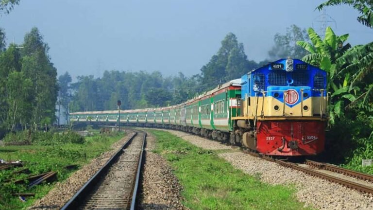 রাজধানীতে ট্রেনে কাটা পড়ে ৩ পথশিশু নিহত