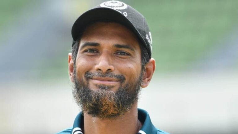 বিশ্বকাপ দলে মাহমুদউল্লাহ, নেই তামিম বিশ্বকাপ দলে মাহমুদউল্লাহ, নেই তামিম