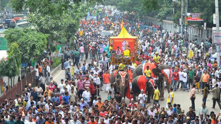 জন্মাষ্টমীর শোভাযাত্রা : বিকেলে এড়িয়ে চলবেন যেসব সড়ক