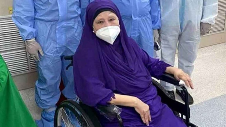 খালেদা জিয়ার শারীরিক অবস্থা অপরিবর্তিত খালেদা জিয়ার শারীরিক অবস্থা অপরিবর্তিত