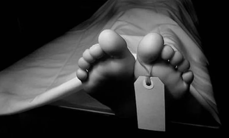 নাটোরে আওয়ামী লীগ নেতাকে কুপিয়ে হত্যা নাটোরে আওয়ামী লীগ নেতাকে কুপিয়ে হত্যা
