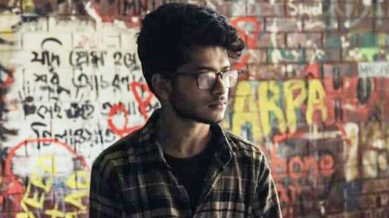মধ্যরাতে বাসার ছাদ থেকে লাফিয়ে পড়ে ঢাবি শিক্ষার্থীর মৃত্যু মধ্যরাতে বাসার ছাদ থেকে লাফিয়ে পড়ে ঢাবি শিক্ষার্থীর মৃত্যু