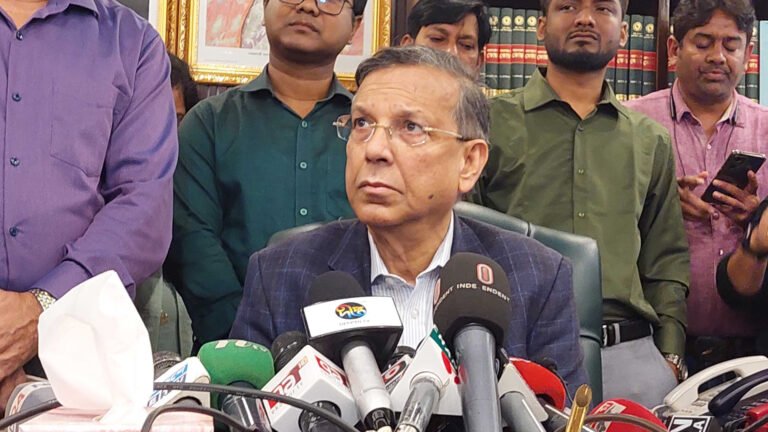নির্বাচনকে প্রভাবিত করে এমন কোনো কাজ সরকার করবে না নির্বাচনকে প্রভাবিত করে এমন কোনো কাজ সরকার করবে না