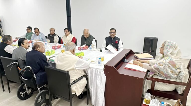 অগ্নিসন্ত্রাসের বিরুদ্ধে জনগণকেই রুখে দাঁড়াতে হবে: প্রধানমন্ত্রী