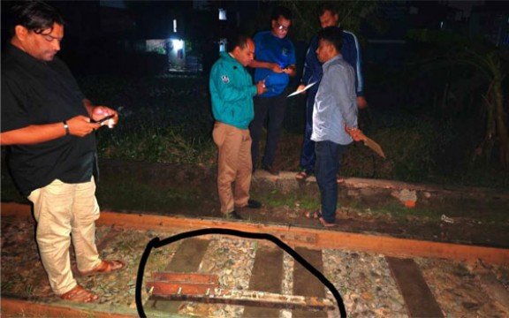 ঢাকা-নারায়ণগঞ্জ রেললাইনে দুর্ঘটনা ঘটানোর চেষ্টা দুর্বৃত্তদের
