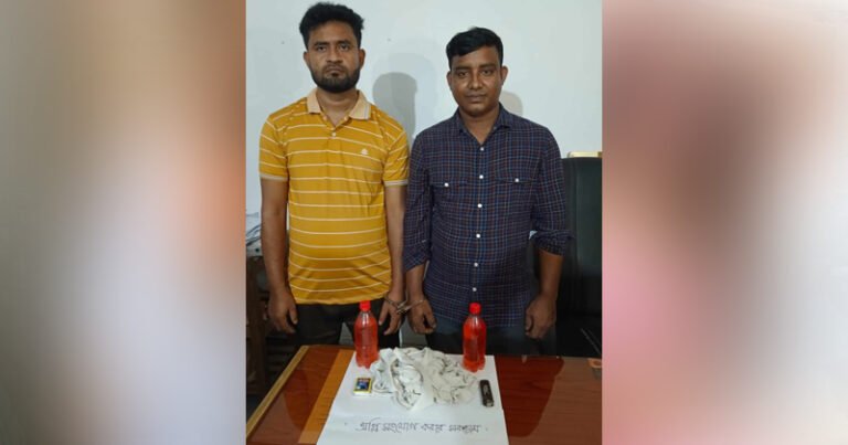 গাড়িতে আগুন দেওয়ার সময় দুই বিএনপি নেতা গ্রেফতার গাড়িতে আগুন দেওয়ার সময় দুই বিএনপি নেতা গ্রেফতার