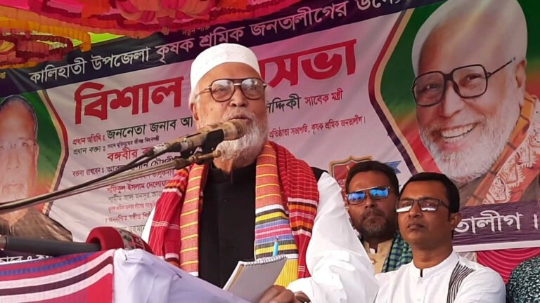 তারেক জিয়া মায়ের সেবা করছে না, সে দেশের সেবা করবে কীভাবে, প্রশ্ন কাদের সিদ্দিকীর তারেক জিয়া মায়ের সেবা করছে না, সে দেশের সেবা করবে কীভাবে, প্রশ্ন কাদের সিদ্দিকীর