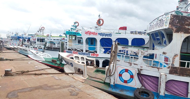 বরিশাল থেকে সবধরনের লঞ্চ চলাচল শুরু