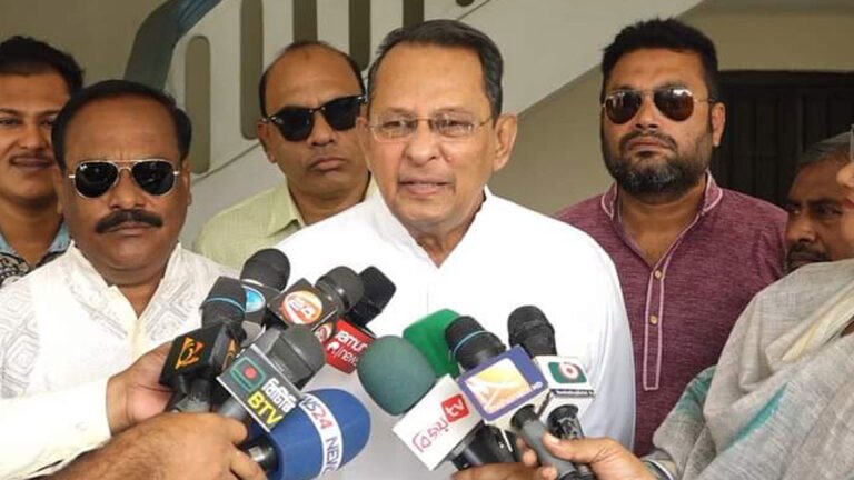 বিএনপি-জামায়াতের কর্মসূচিতে দেশের শান্তি নষ্ট হচ্ছে : ইনু বিএনপি-জামায়াতের কর্মসূচিতে দেশের শান্তি নষ্ট হচ্ছে : ইনু