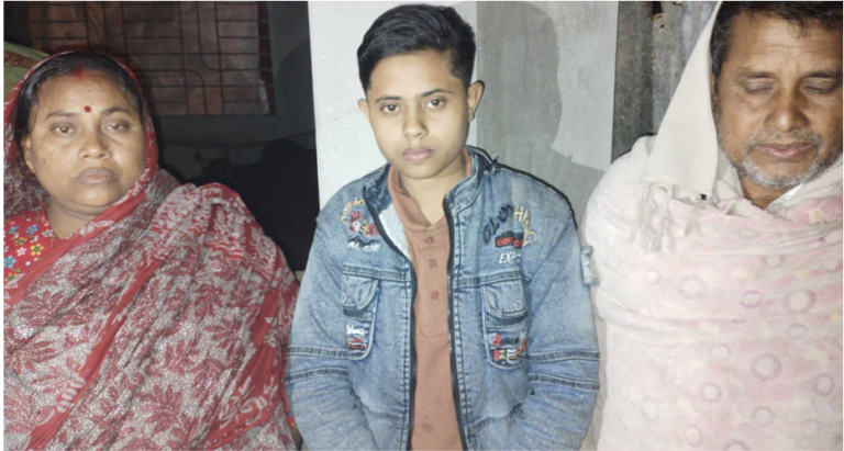 হটাৎ নারী থেকে পুরুষ, এলাকায় চাঞ্চল্য