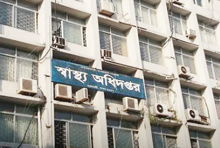 ২৪ ঘণ্টায় হিট স্ট্রোকে ৩ জনের মৃত্যু : স্বাস্থ্য অধিদপ্তর