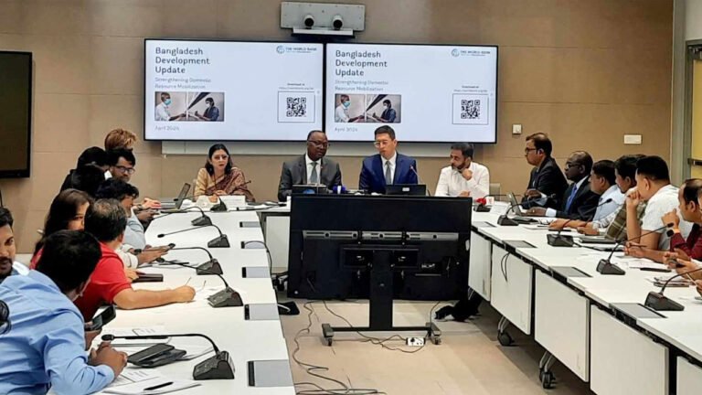 প্রবৃদ্ধি অর্জনে ভারতের পরের অবস্থানে থাকবে বাংলাদেশ: বিশ্বব্যাংক প্রবৃদ্ধি অর্জনে ভারতের পরের অবস্থানে থাকবে বাংলাদেশ: বিশ্বব্যাংক