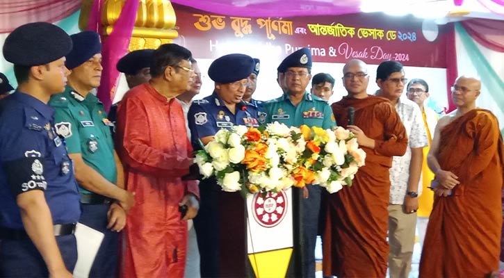বাংলাদেশ সাম্প্রদায়িক সম্প্রীতির অনন্য নজির স্থাপন করেছে : আইজিপি