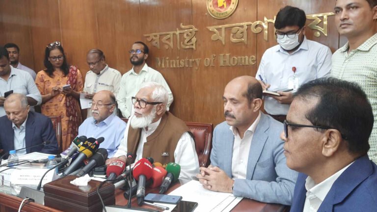 ‘অপরাধী যত প্রভাবশালীই হোক, কাউকে সরকার সুরক্ষা দেবে না’ : সালমান এফ রহমান