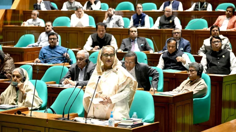 রাশিয়া-চীন-ভারতসহ উন্নত দেশ থেকে সমরাস্ত্র কেনা হচ্ছে: মাননীয় প্রধানমন্ত্রী