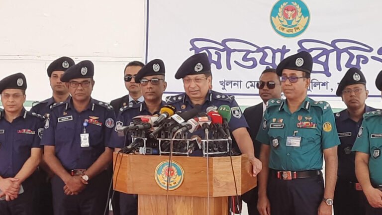 ‘অনৈতিক কর্মকাণ্ডের বিরুদ্ধে জিরো টলারেন্স নীতিতে পুলিশ’