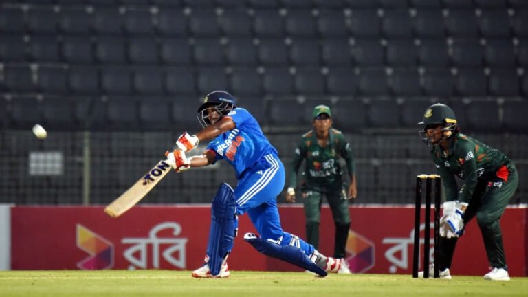 নারী এশিয়া কাপের সেমিতে আজ ভারতের মুখোমুখি বাংলাদেশ